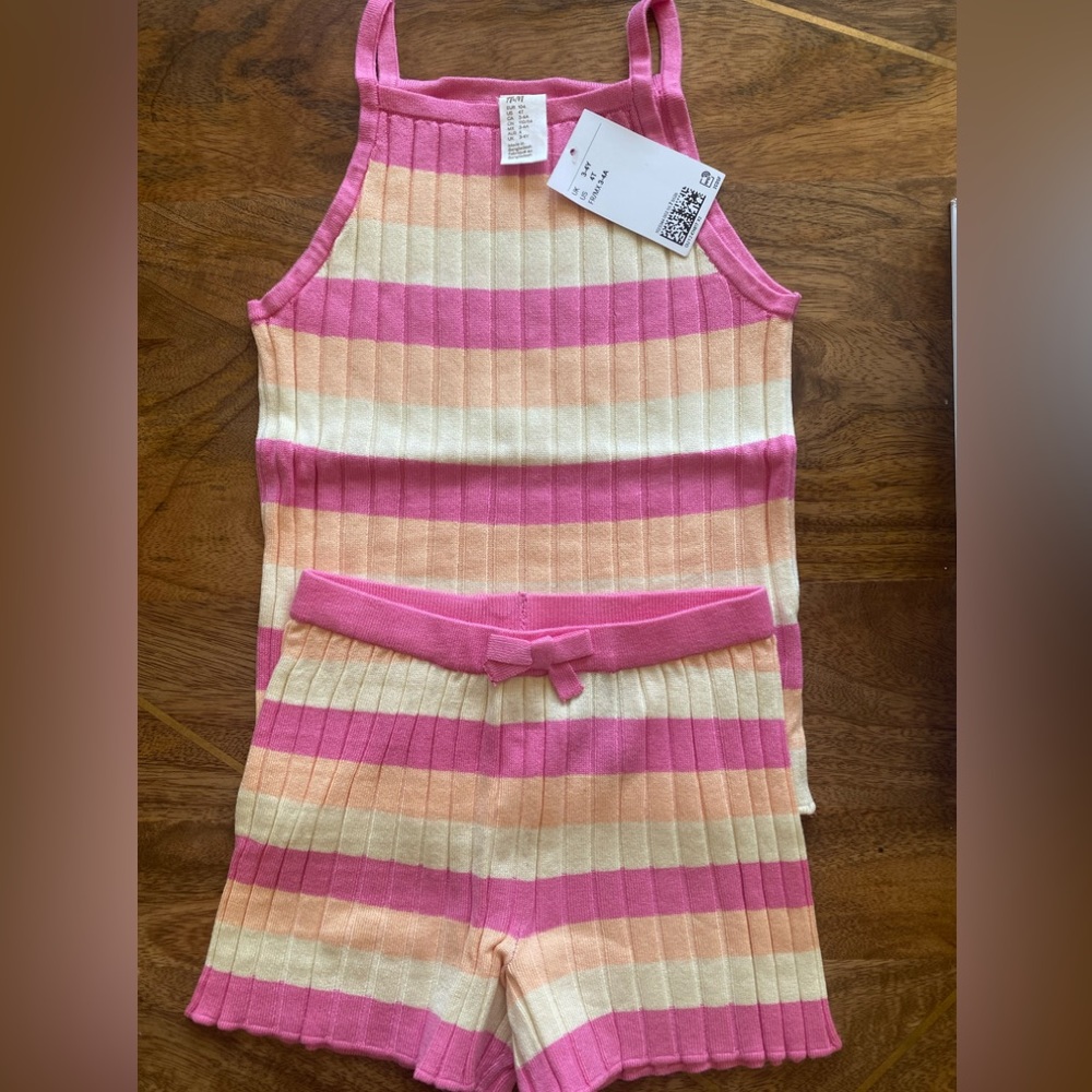 NWT H&M 4T Ribbed Knit Summer Set